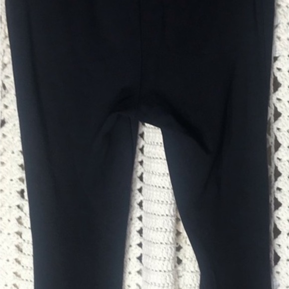 Womens Athleta pointe knit 2.0  with zippers - Picture 9 of 9